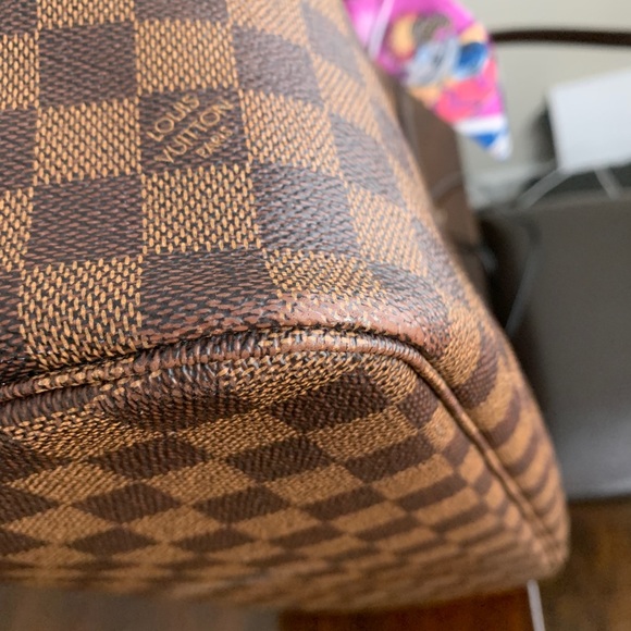 Louis Vuitton Neverfull MM ROSE BALLERINE - Picture 10 of 15